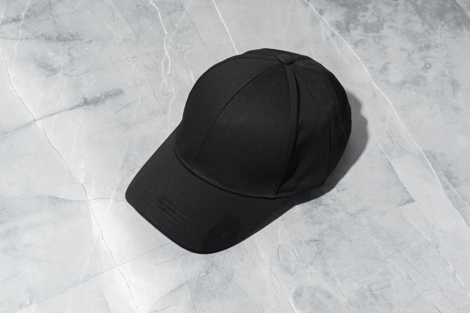 Minimal Black Cap